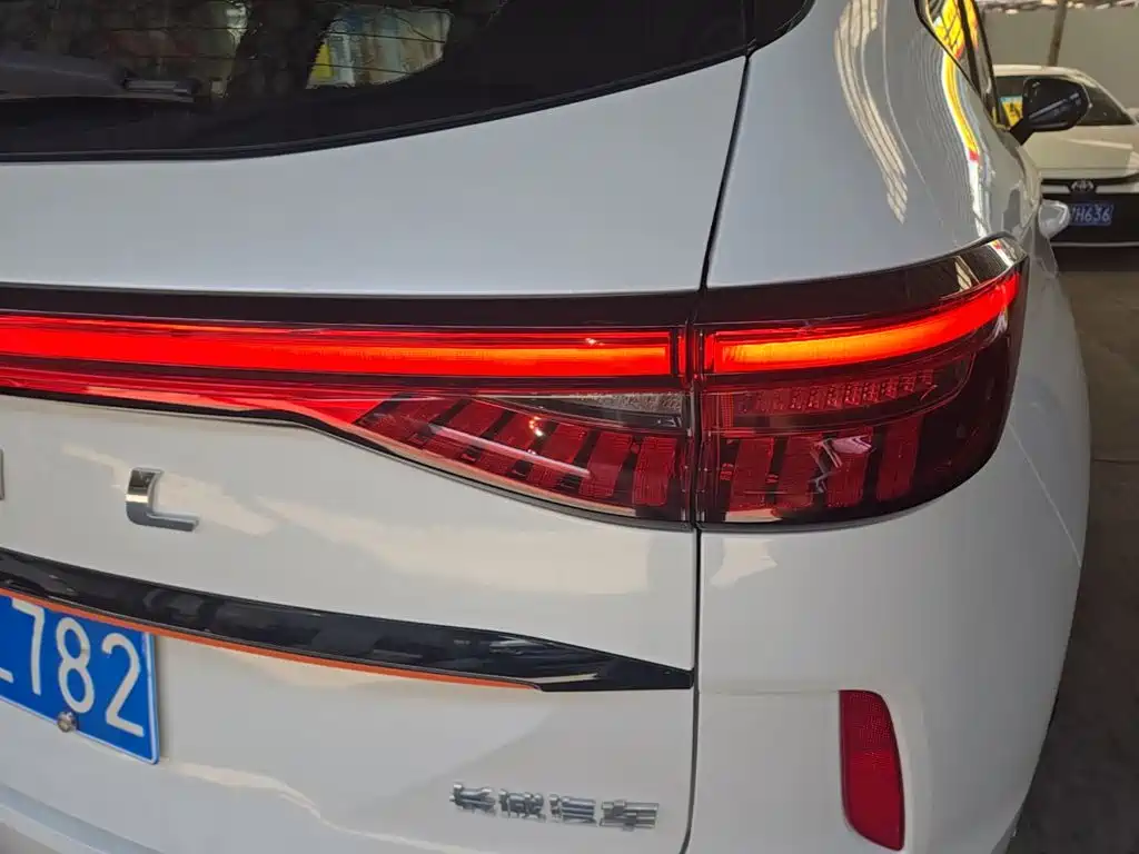 Photo 8 - Haval H6