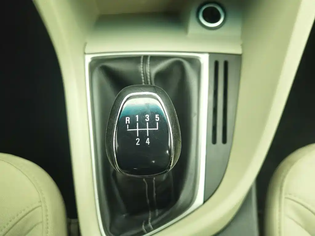 Фото 13 - Buick Excelle