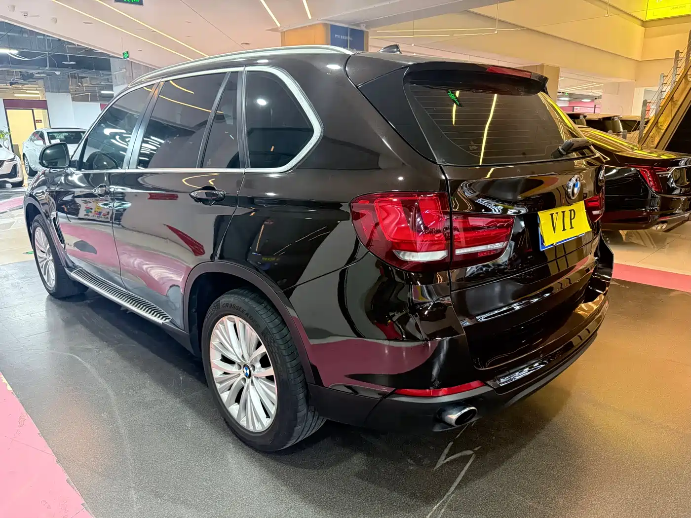 BMW X5 (Import) 2014 xDrive35i Leading фото 16