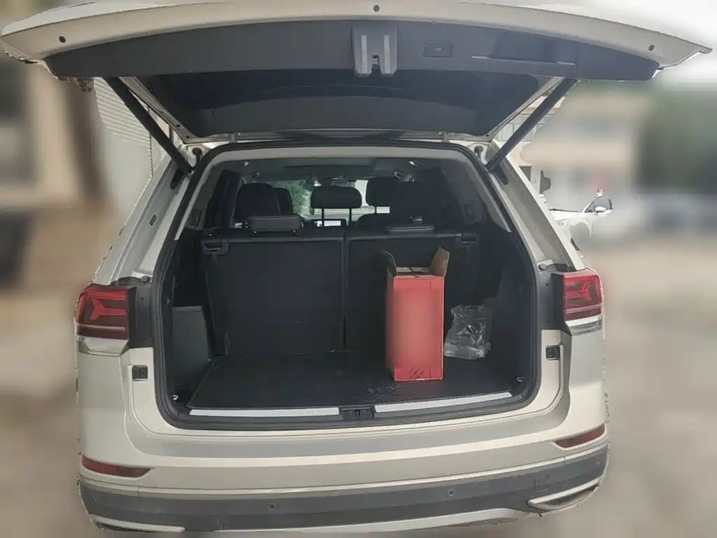 Фото 24 - Volkswagen Teramont