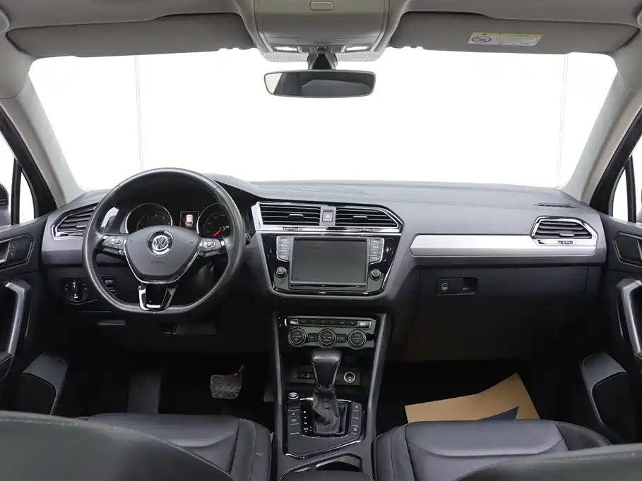Volkswagen Tiguan L 2018 330TSI Automatic 2WD Luxury Edition фото 21