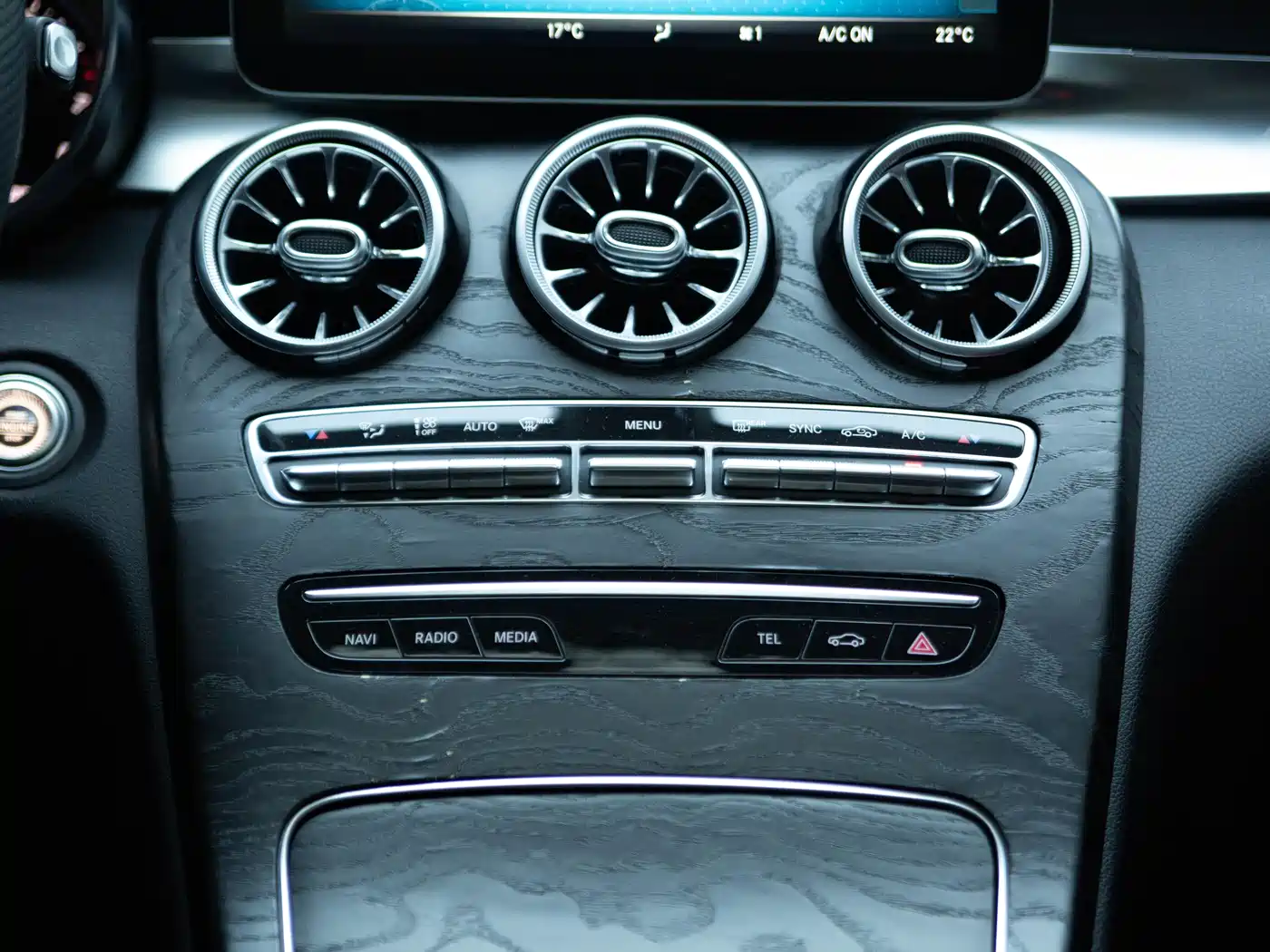 Mercedes-Benz C-Class 2020 Facelift C 200 L Dynamic Sport фото 17