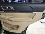 Фото 15 - Ford Explorer (Import)