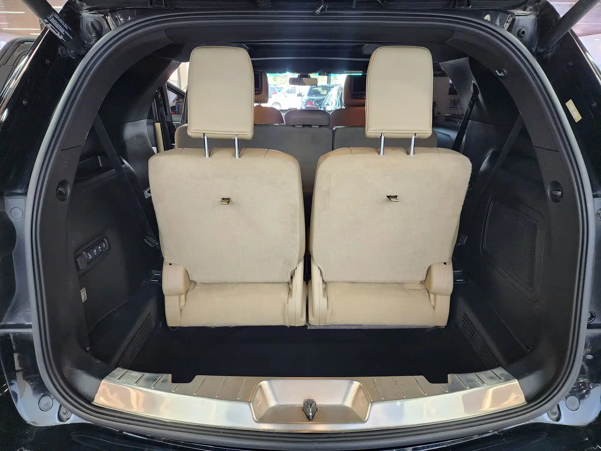 Фото 12 - Ford Explorer (Import)