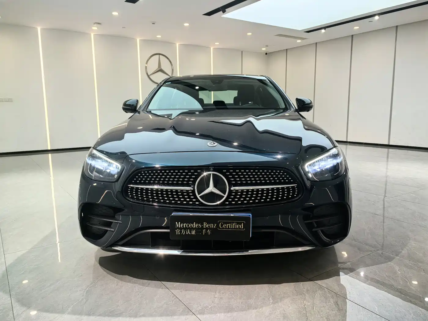 Mercedes-Benz E-Class 2023 E 300 L Sport Fashion фото 2