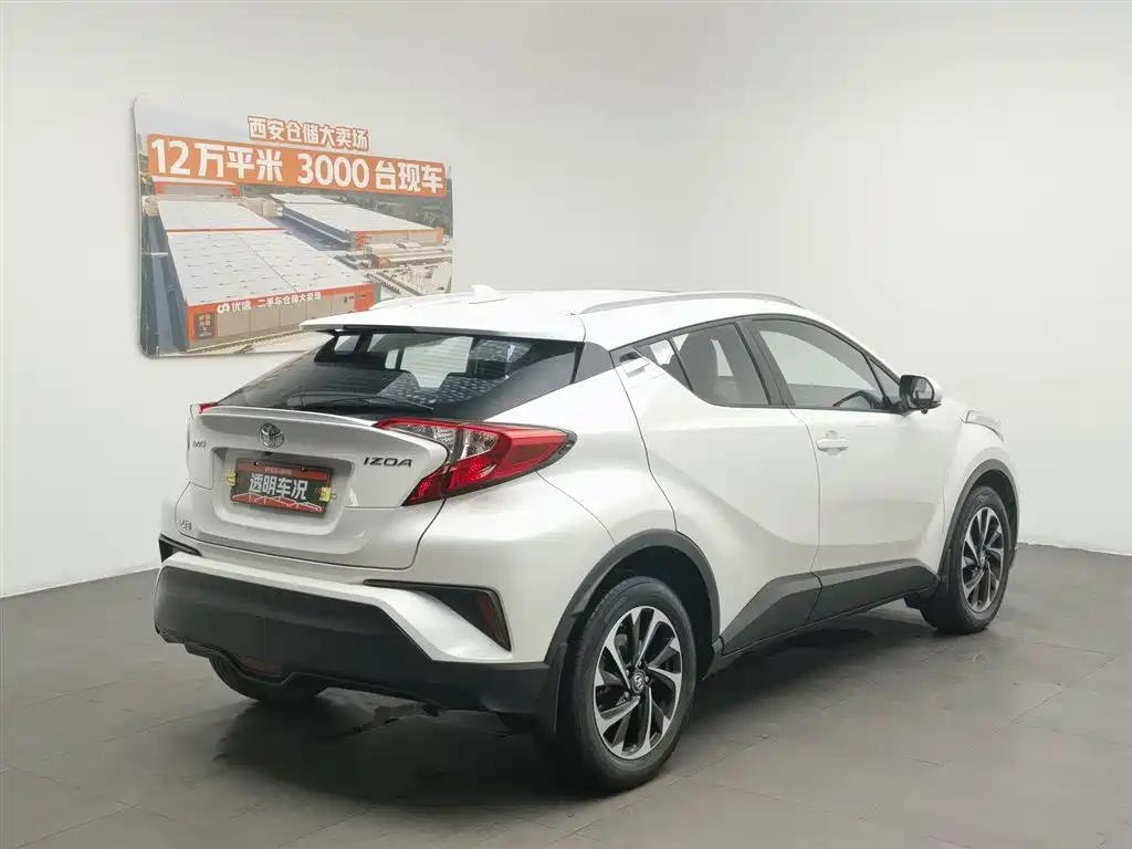 Toyota IZOA 2020 2.0L Yi Xiang Edition фото 2