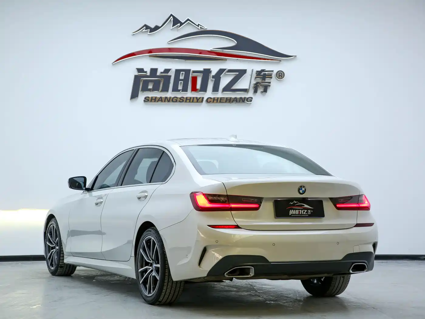 BMW 3 Series 2020 325Li M Sport Package фото 7