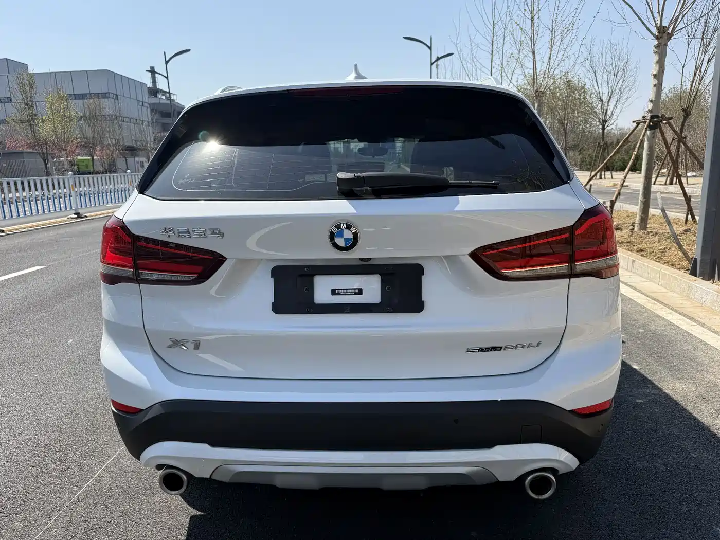 BMW X1 2022 sDrive20Li Fashion фото 3