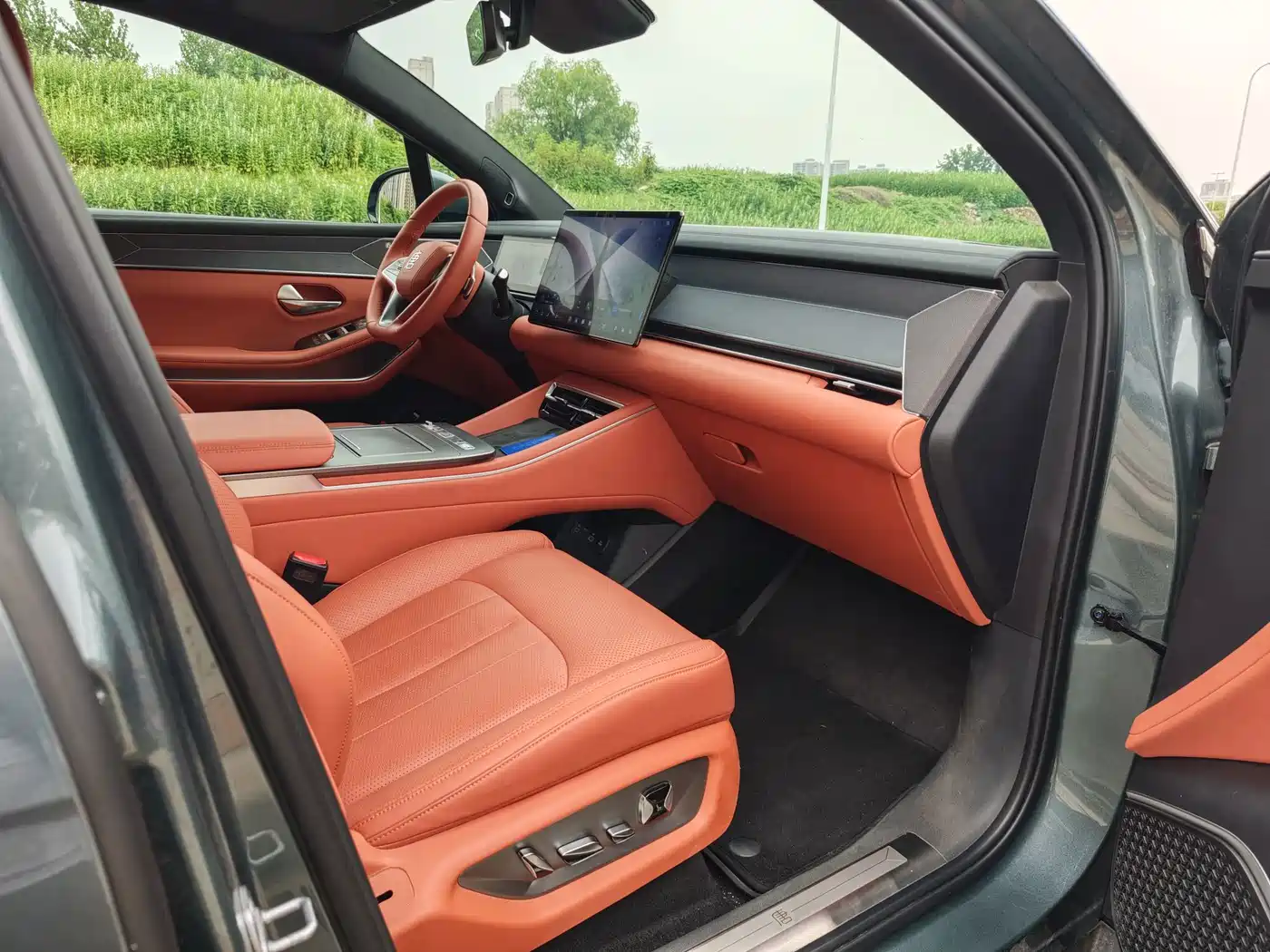 BYD Tang L 2025 2025 DM 175KM Drone Player Edition