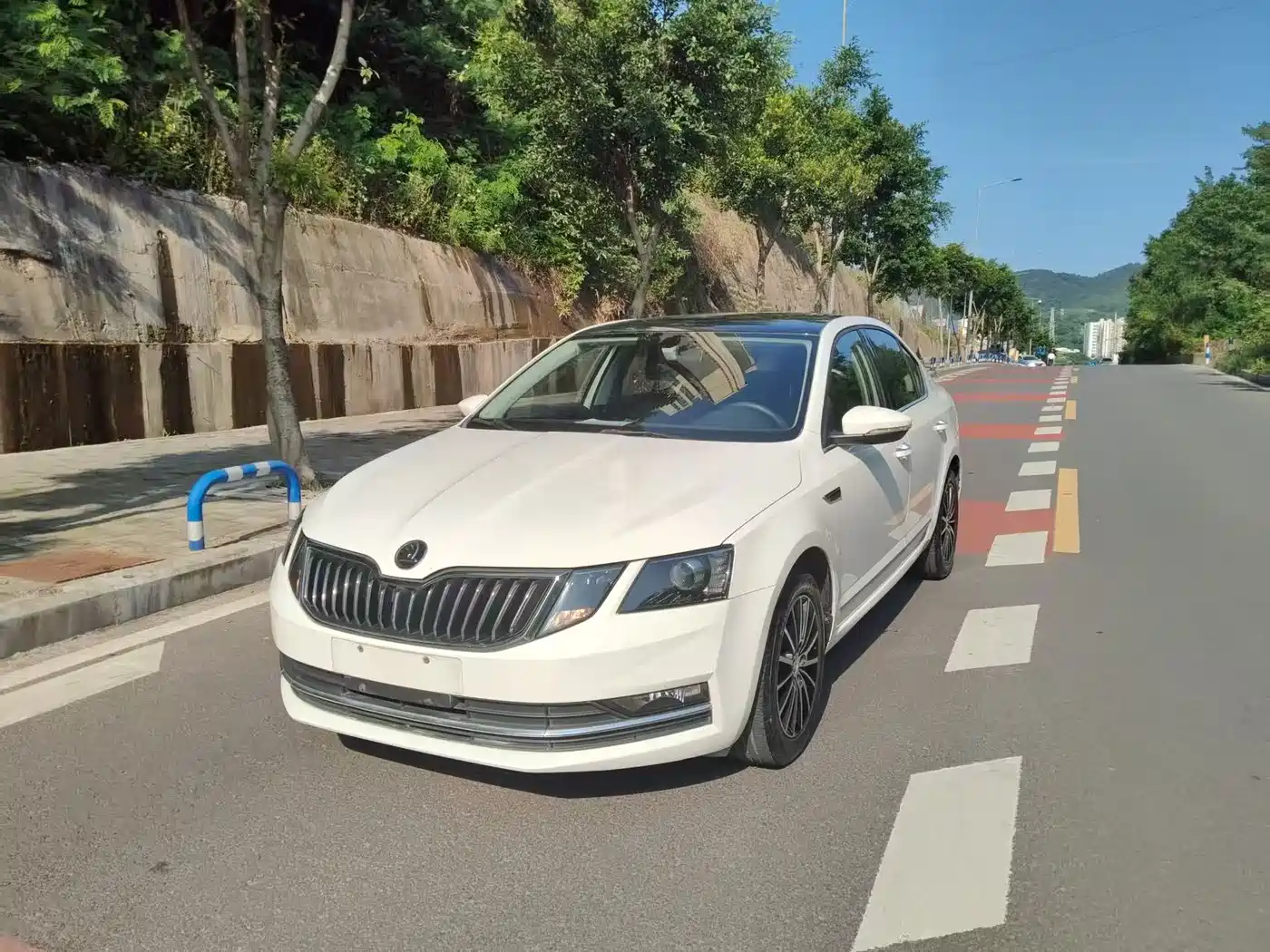 Škoda Octavia 2019 1.5L Automatic Smart Luxury China VI