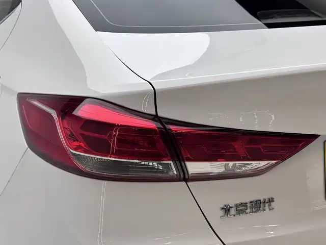 Hyundai Elantra 2019 1.4T Dual-clutch XuanDong·Vitality Type фото 19