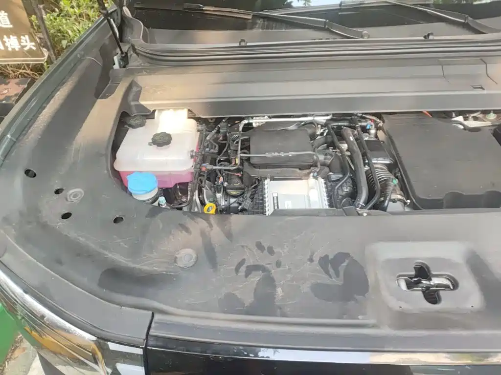 Fang Cheng Bao Titanium 7 2025 2025 AWD Base Model