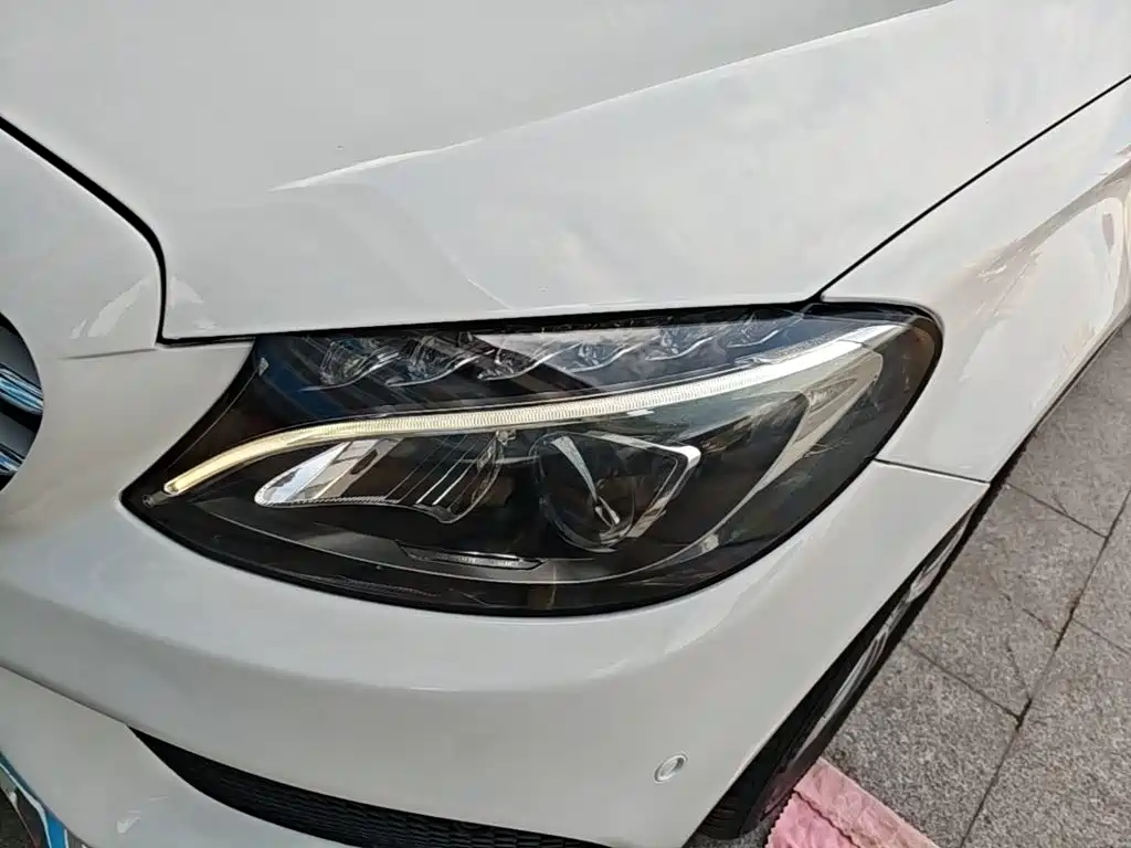 Фото 24 - Mercedes-Benz C-Class