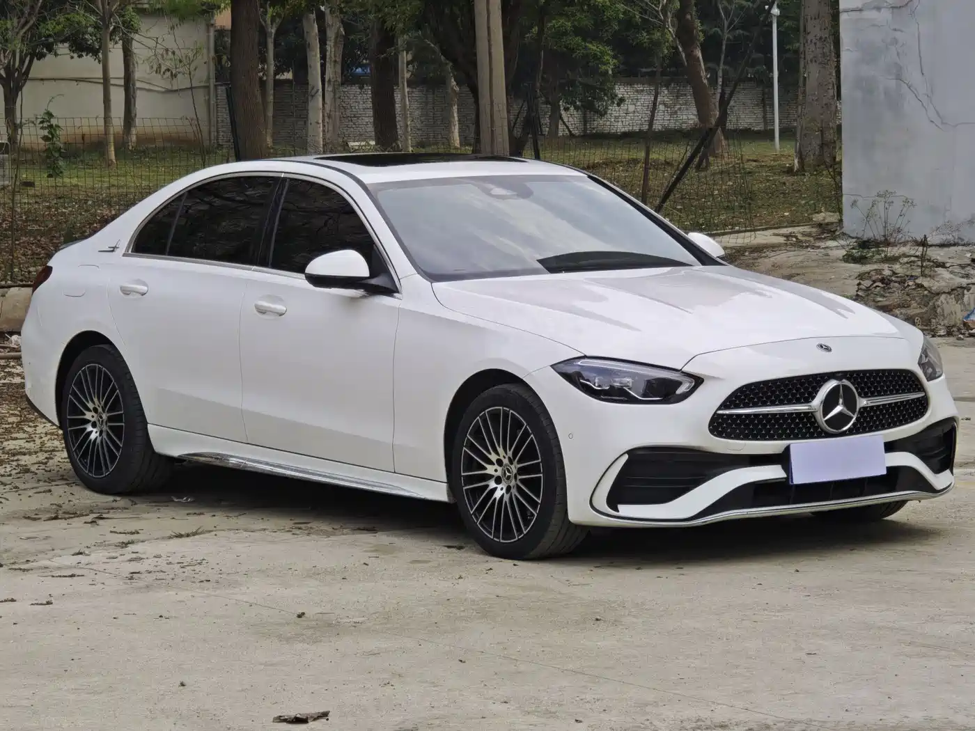 Mercedes-Benz C-Class 2023 Facelift C 200 L Sport Edition фото 3