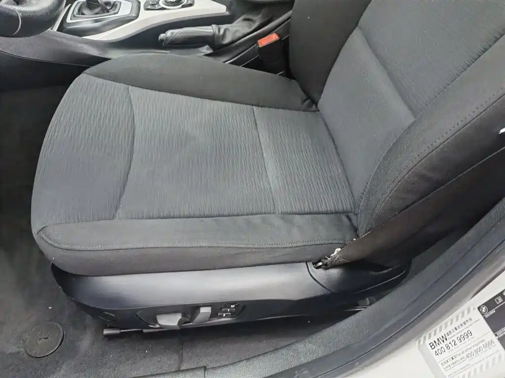 BMW X1 2014 sDrive18i Fashion Edition фото 20