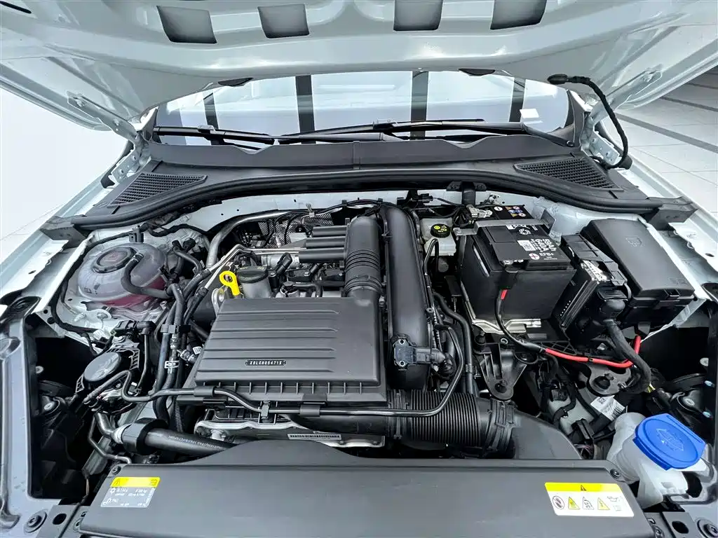 Volkswagen Bora 2025 Facelift 200TSI DSG Navigation Edition фото 7