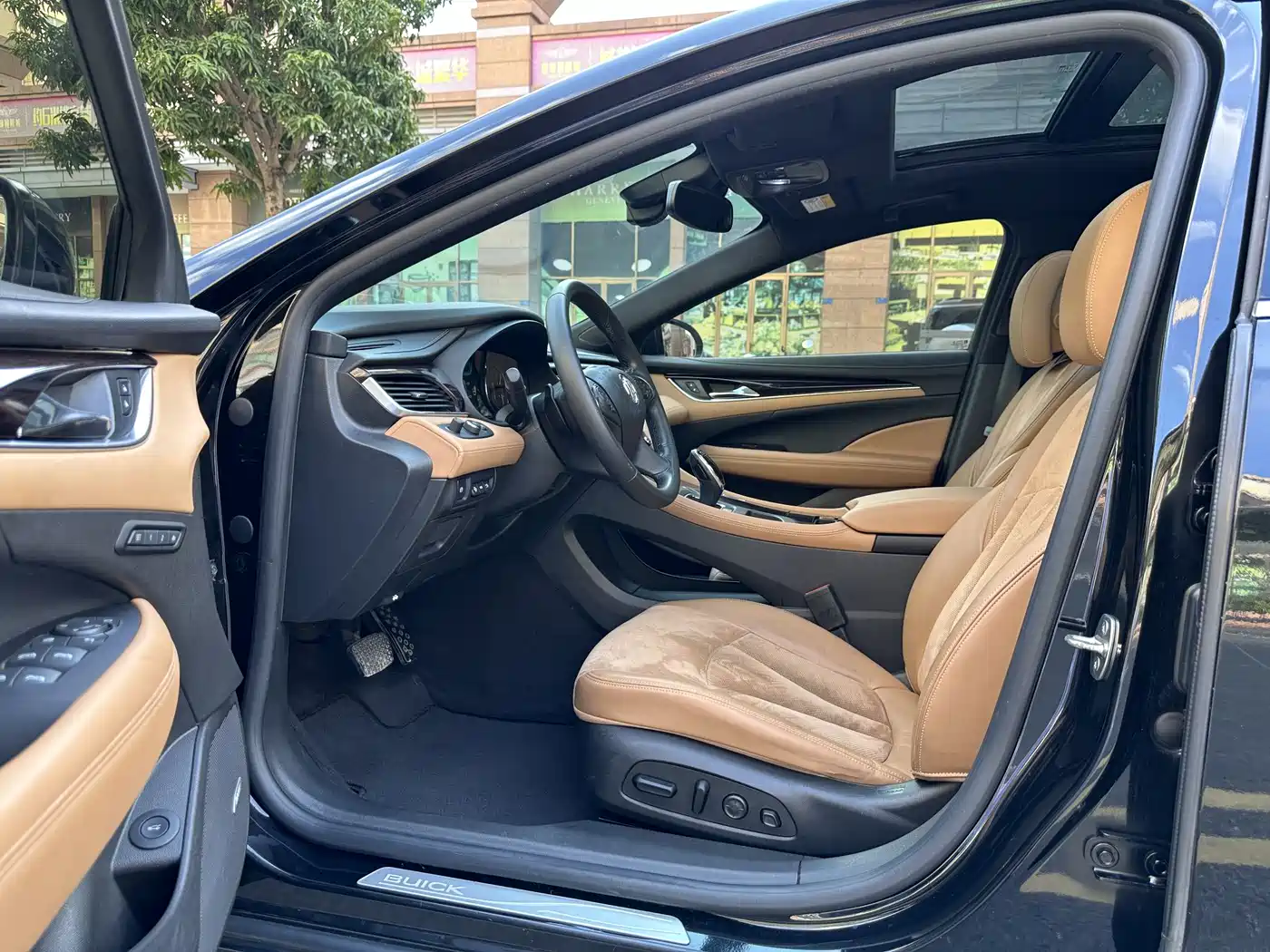 Buick LaCrosse 2016 28T Flagship фото 9