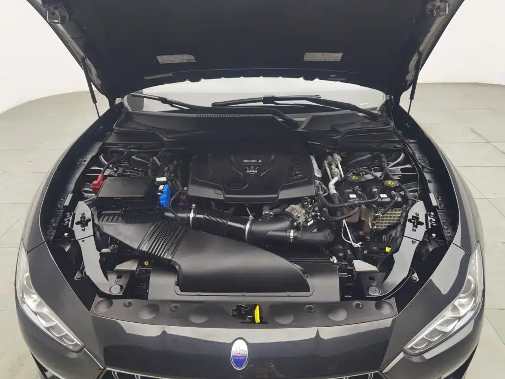 Maserati Ghibli 2023 2022 2.0T GT Edge Edition