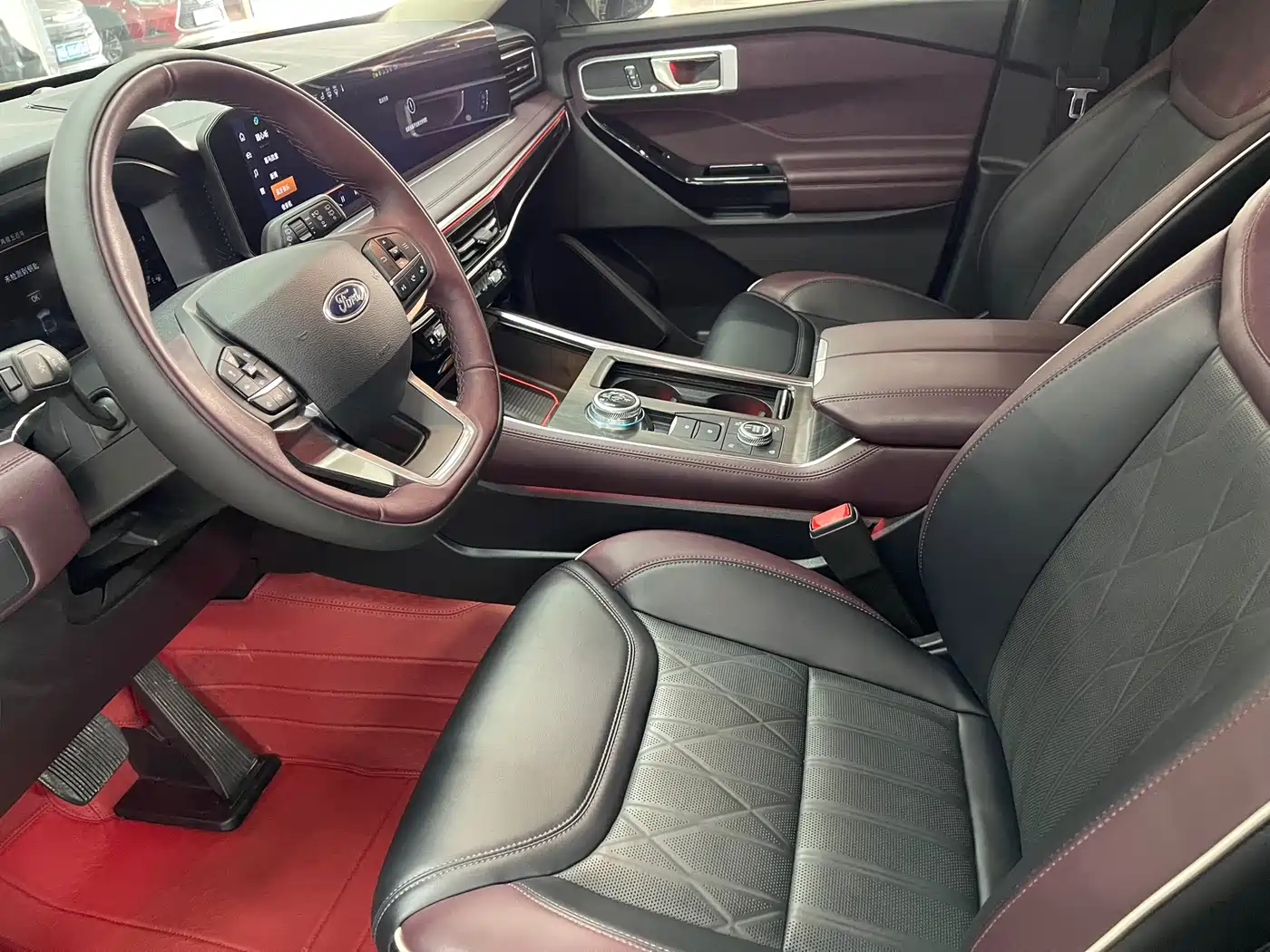 FORD EXPLORER