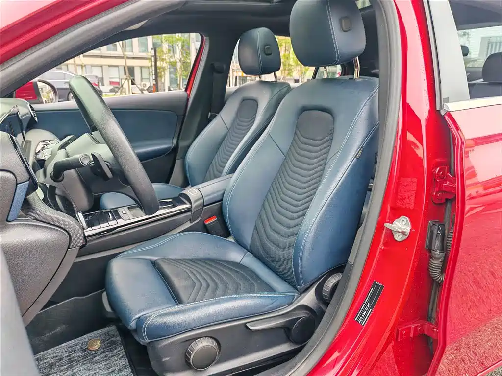 Mercedes-Benz A-Class 2020 A 180 L фото 8