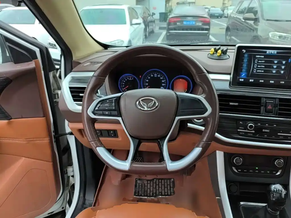 BAIC Huansu S7 2018 2018 1.5T Manual Premium
