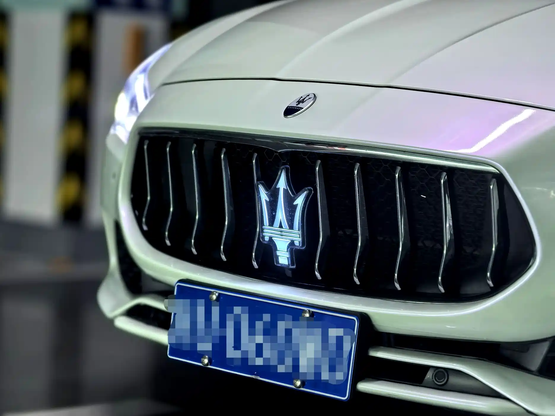Photo 21 - Maserati Quattroporte