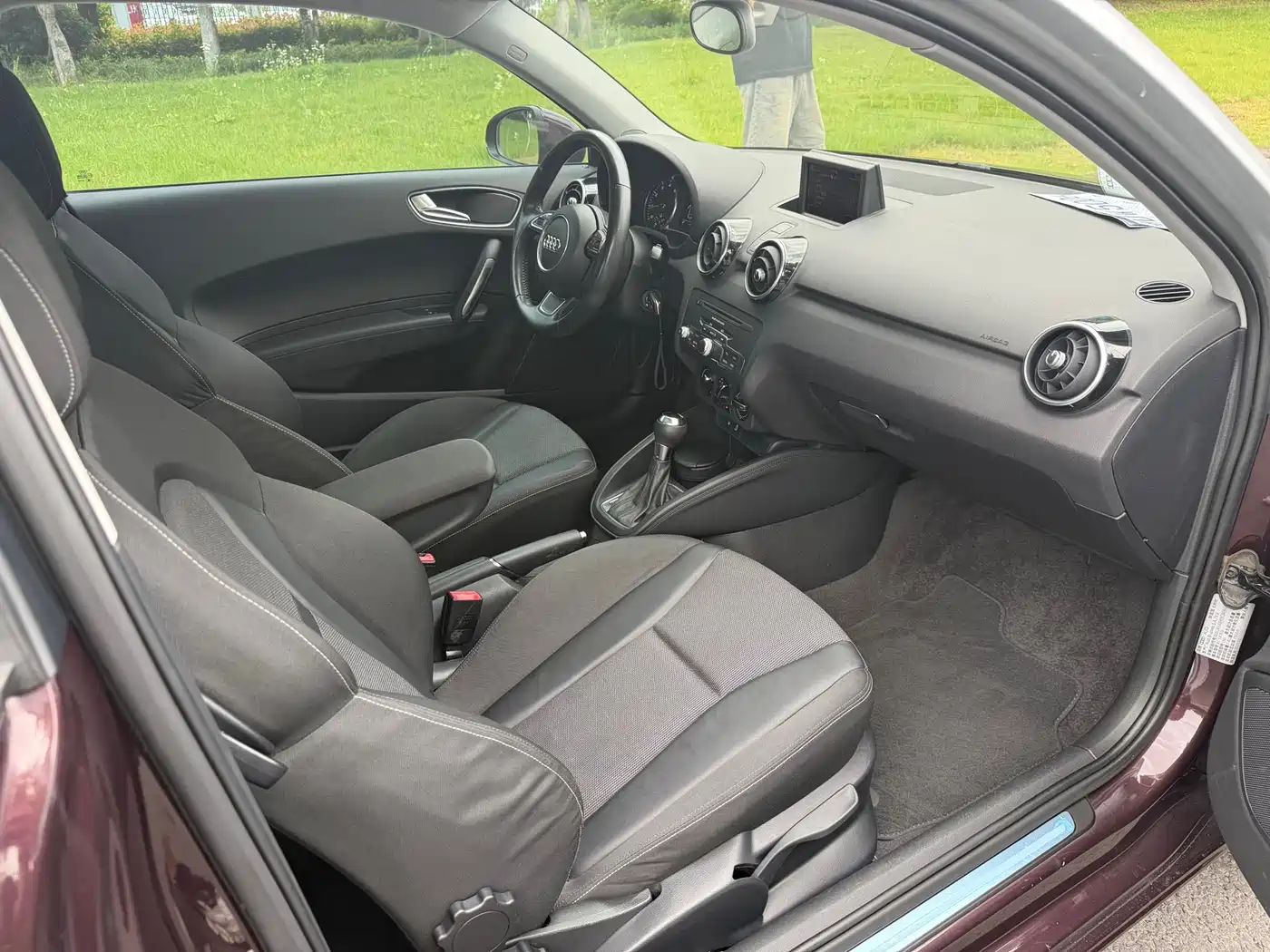 Audi A1 2012 1.4 TFSI Ego plus фото 15