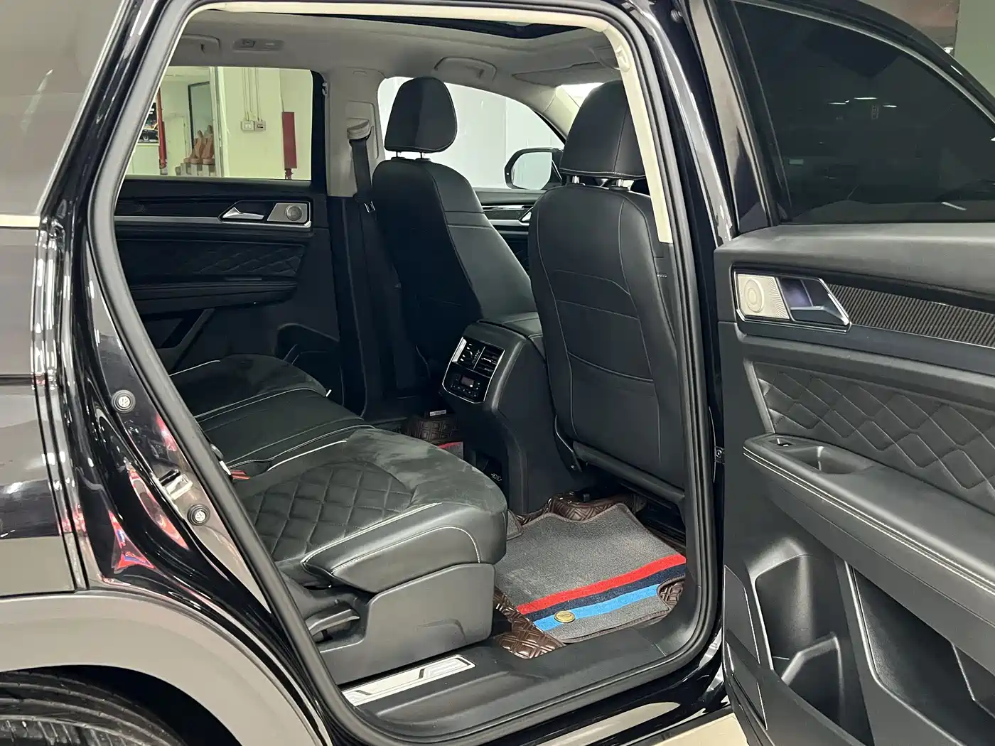 Volkswagen Teramont 2019 Model Teramont X 380TSI 4WD Prestige Luxury Edition фото 12