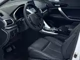 Photo 7 - Mitsubishi Eclipse Cross