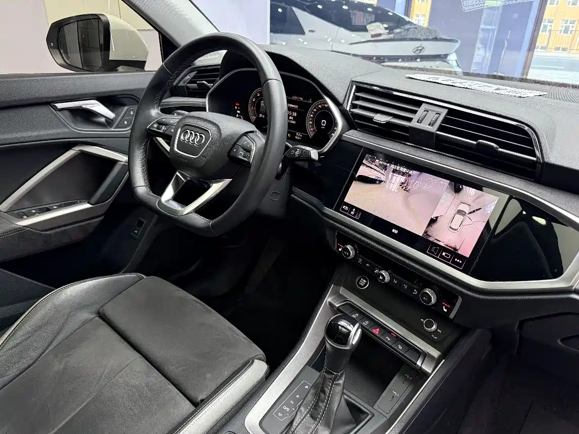 Audi Q3 2022 35 TFSI Fashion Dynamic фото 20