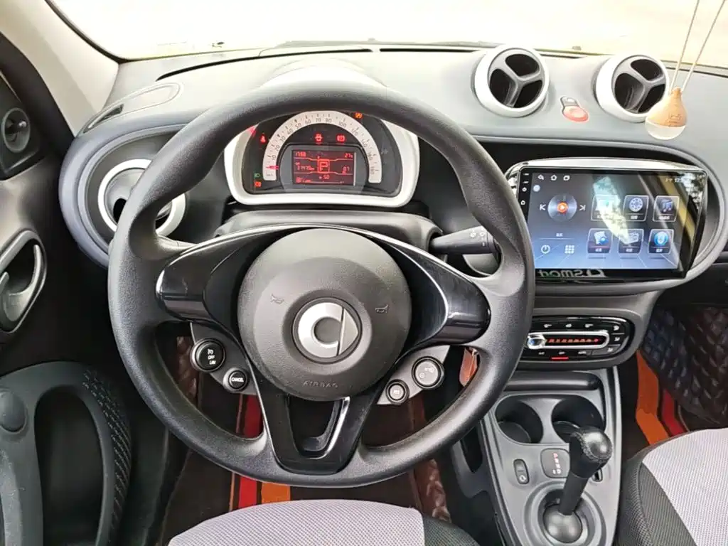 smart forfour 2017 2016 1.0L 52kW Agile Edition