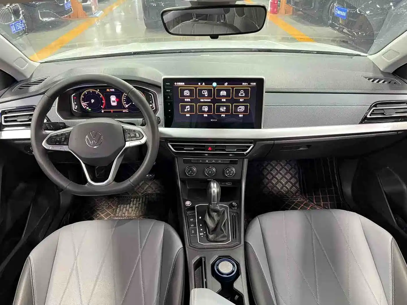 Volkswagen Lavida 2024 Model 1.5L Automatic Starlight 5 Million Edition фото 5