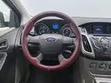 Фото 11 - Ford Focus