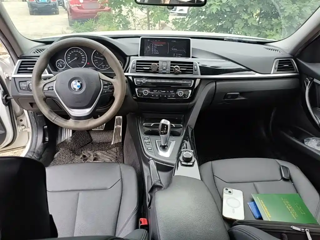 BMW 3 Series 2017 320Li Fashion фото 10
