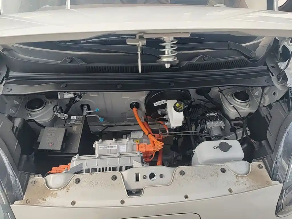 Wuling Motors Hongguang MINIEV 2026 2025 4-Door Advanced