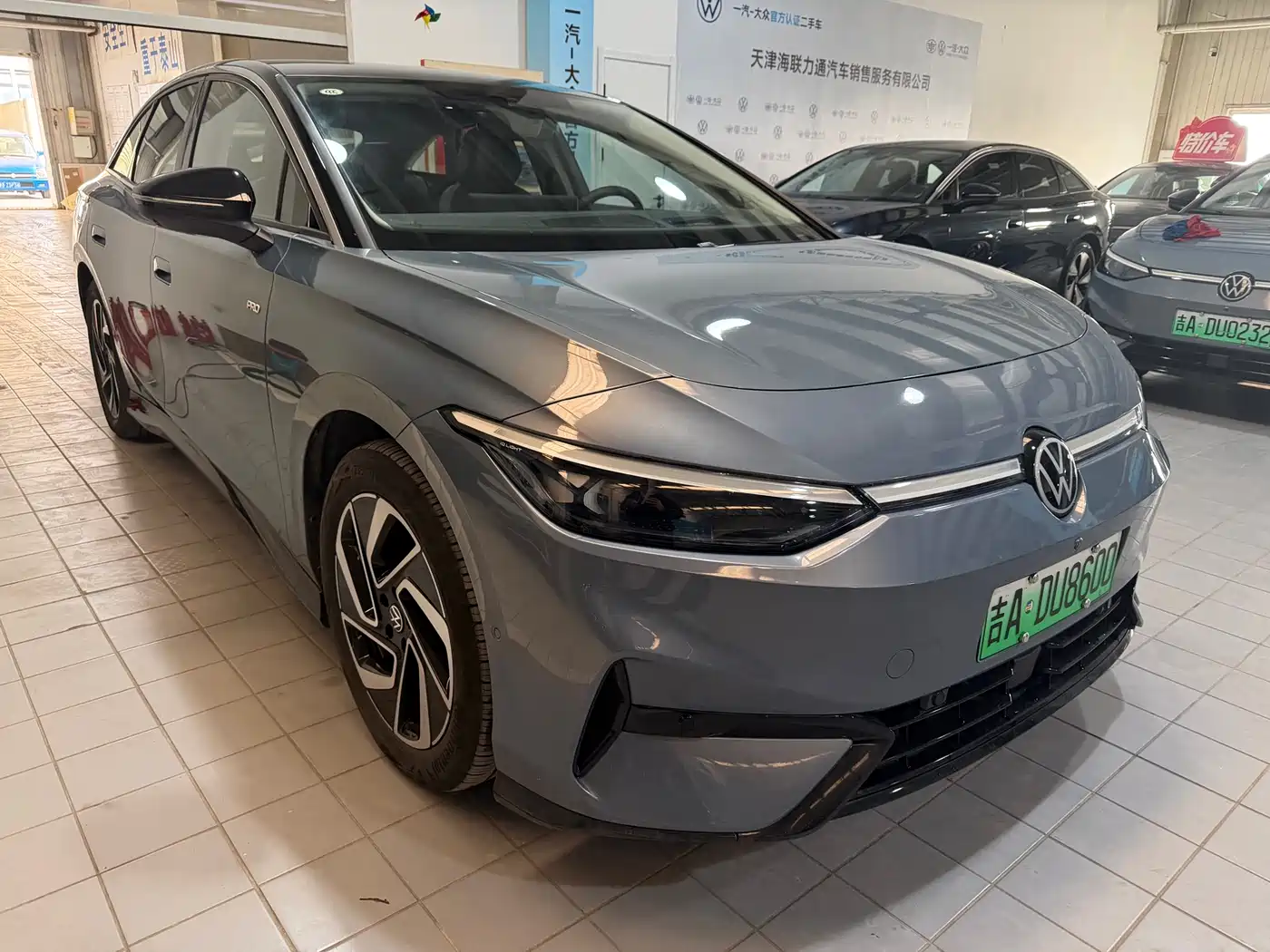 VOLKSWAGEN ID.7 VIZZION