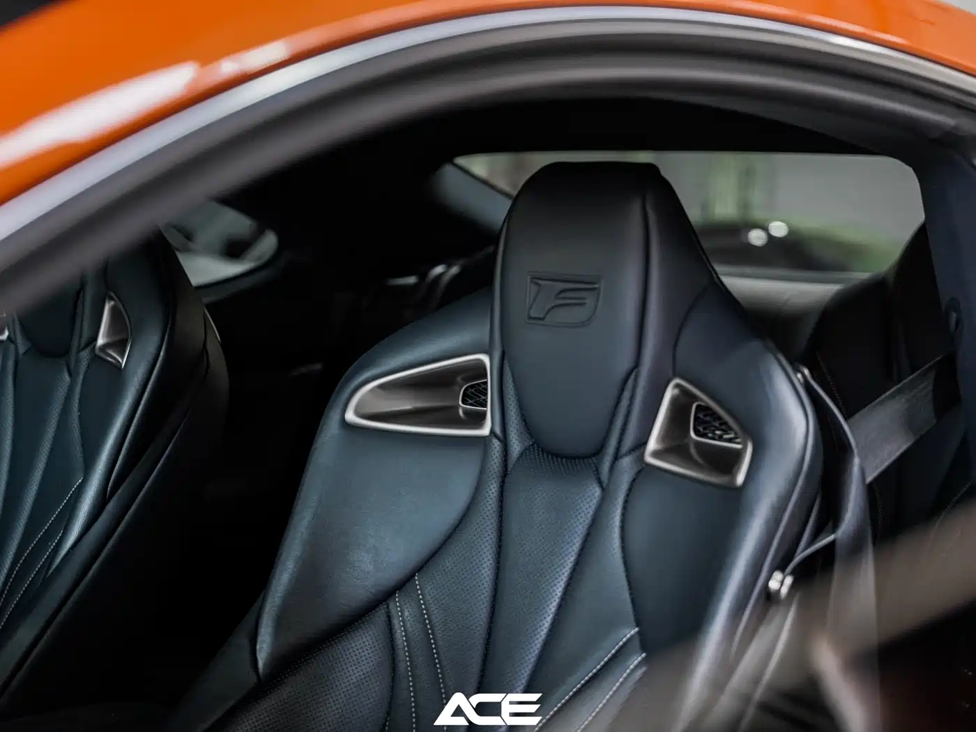 Lexus RC F 2016 F 5.0L Carbon Fiber Edition фото 17