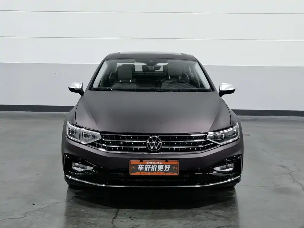 Volkswagen Magotan 2024 2023 Model 2 Million Commemorative Edition 330TSI DSG Luxury
