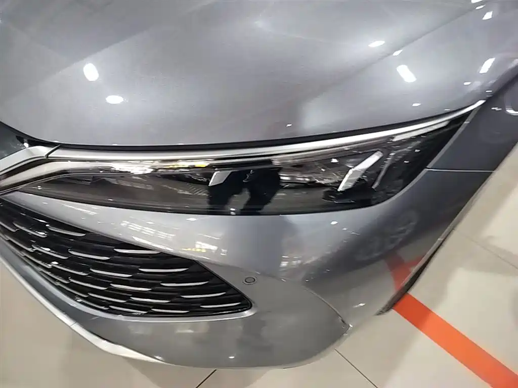 BYD Qin L 2025 DM-i Smart Drive Edition 120KM Surpassing фото 24