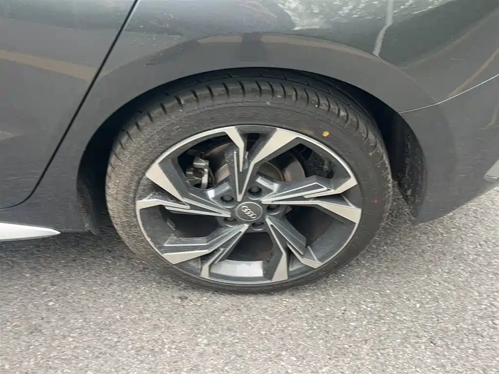 Audi A3 2021 Sportback 35 TFSI Premium Life Edition фото 25