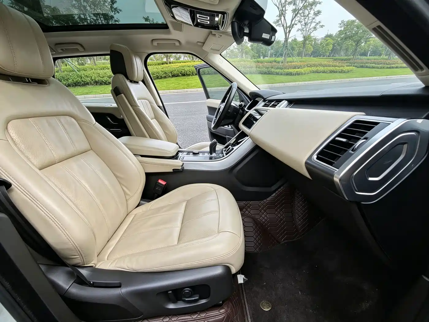 Фото 6 - Land Rover Range Rover Sport PHEV