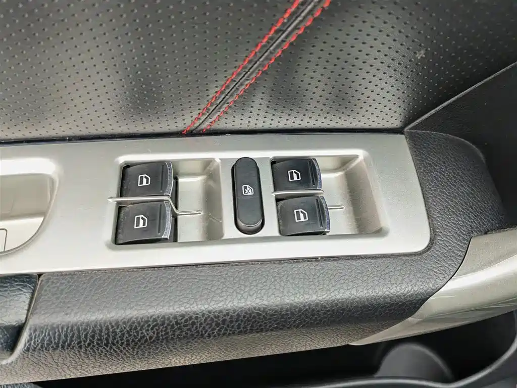 Haval H6 2016 Upgrade Edition 1.5T Manual 2WD Elite Type фото 9