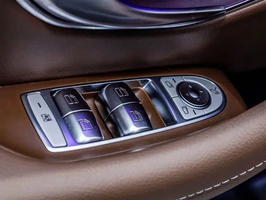 Mercedes-Benz E-Class 2023 Facelift E 260 L Sport фото 29