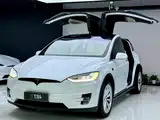 Фото 1 - Tesla Model X