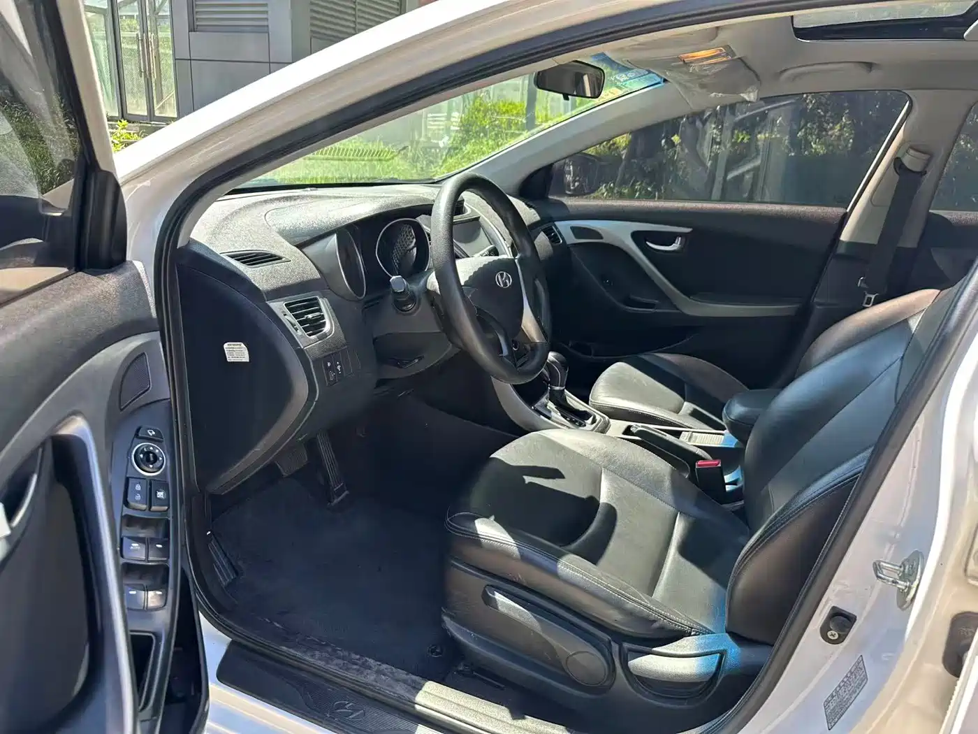 Hyundai Langdong 2015 1.6L Auto Premium фото 7