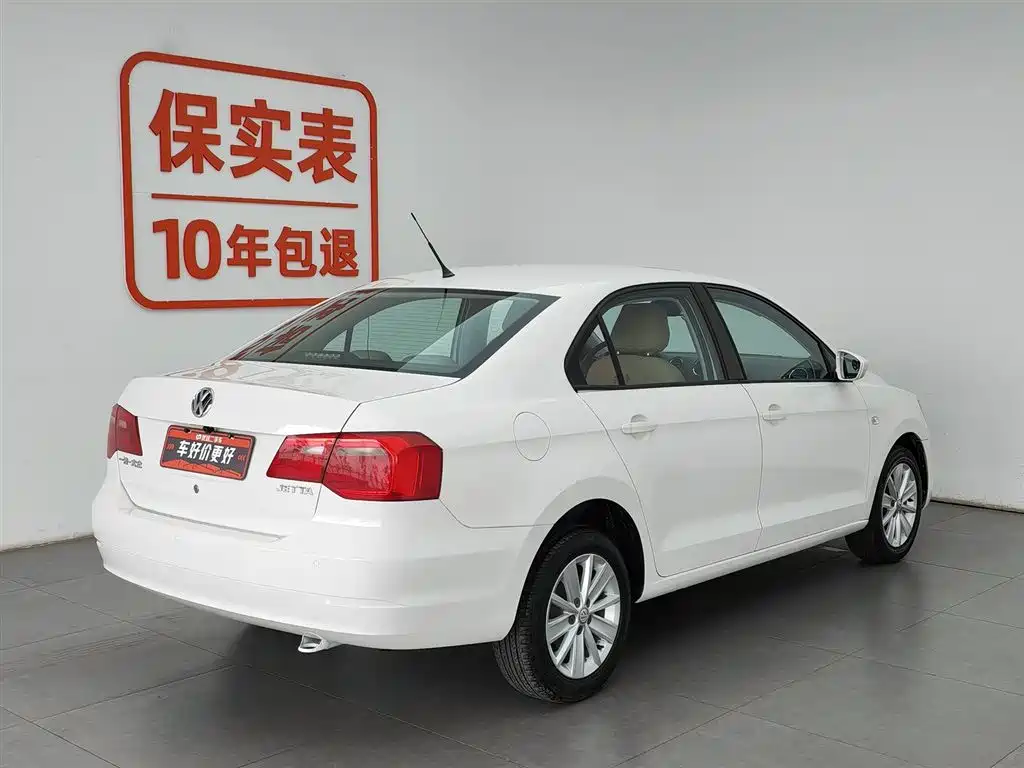 Volkswagen Jetta 2015 Value Edition 1.6L Manual Comfort фото 2
