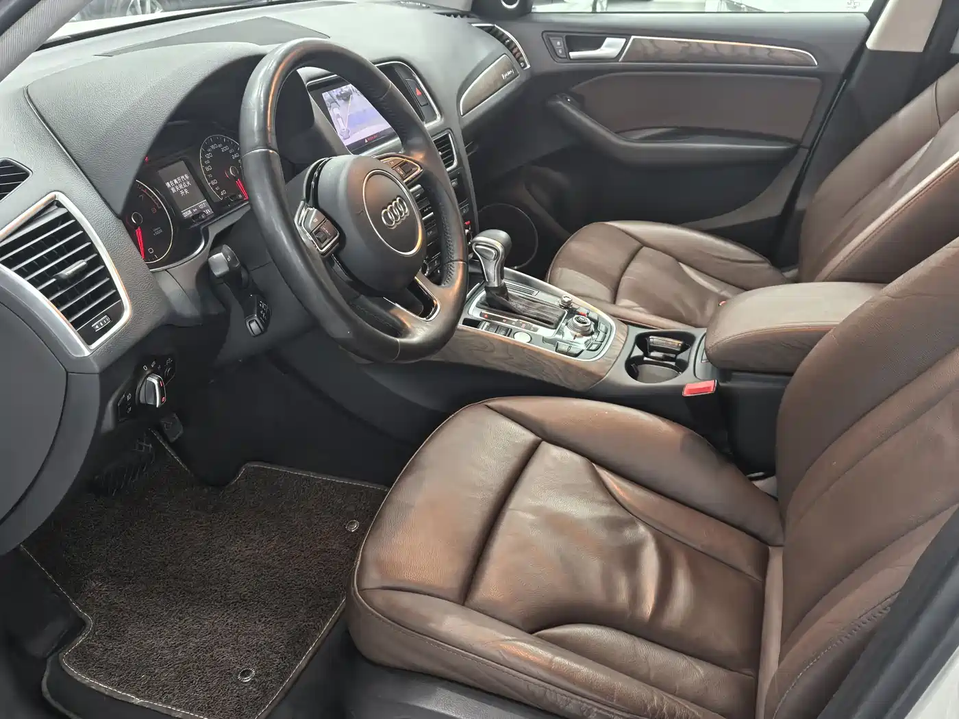 Audi Q5 2015 40 TFSI Comfort фото 8