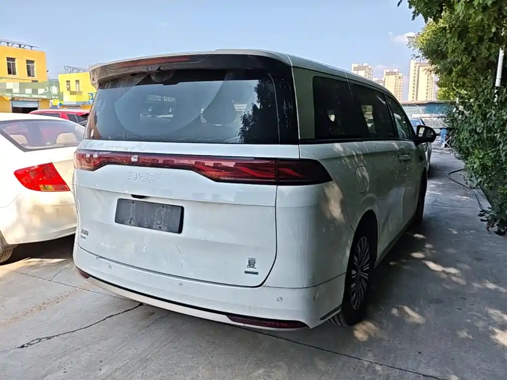 BYD Xia 2025 2025 DM-i 1.5T 180km Excellence