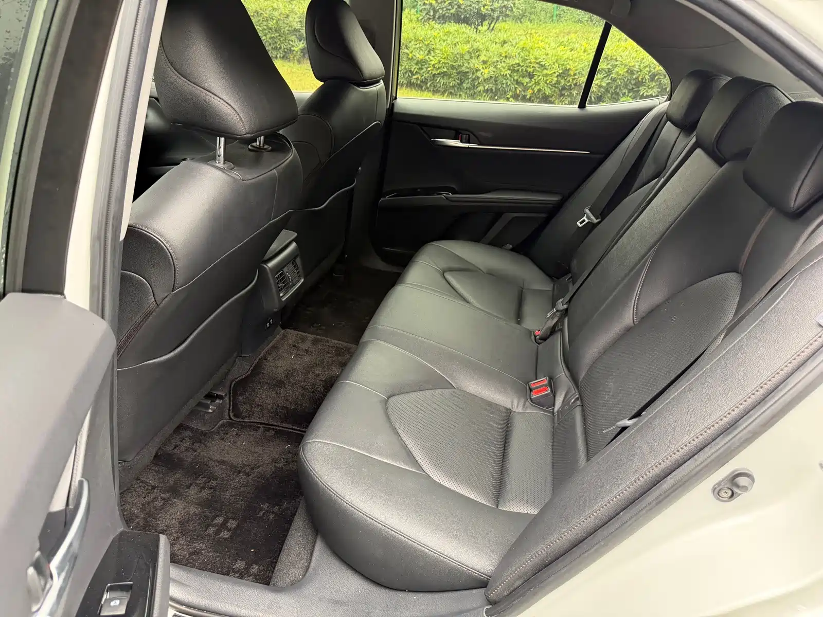 Photo 4 - Toyota Camry