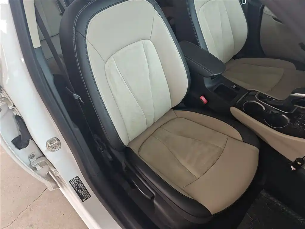 Buick Verano 2019 Sedan 15S Auto Leading фото 25